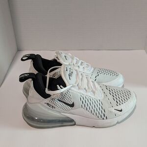 Nike Air Max 270 White and Black Size 7.5 Sneakers Used Once